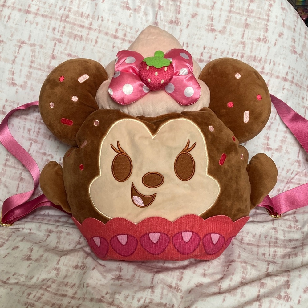 Disney Munchlings Minnie Mouse - Wild Strawberry Cupcake LARGE Plush Backpack